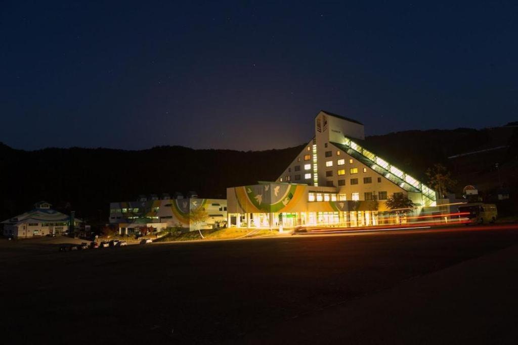 Washigatake Kogen Hotel Rainbow Гудзё Экстерьер фото