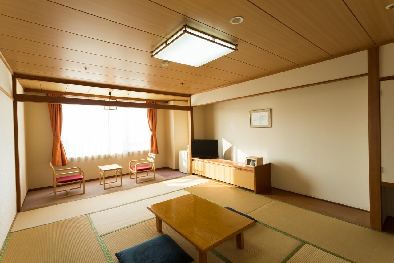 Washigatake Kogen Hotel Rainbow Гудзё Экстерьер фото